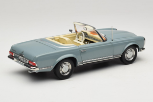 Mercedes 230 SL W113 Horizon Blue Norev 1:18 183992 Kov – obrázek 3 z 9