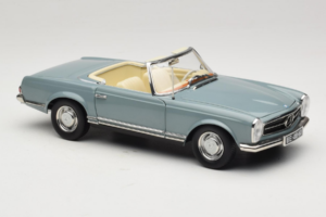 Mercedes 230 SL W113 Horizon Blue Norev 1:18 183992 Kov – obrázek 7 z 9