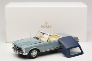 Mercedes 230 SL W113 Horizon Blue Norev 1:18 183992 Kov – obrázek 9 z 9
