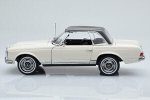 Mercedes 230 SL W113 Pagoda Bílý Limitovaná Edice Norev 1:18 183768 Kov – obrázek 5 z 9