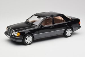 Mercedes 230E W124 AMG Wheels Černý Limitovaná Edice Norev 1:18 183950 Kov
