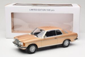 Mercedes 280 CE C123 Zlatý Norev 1:18 183587 Kov – obrázek 6 z 6