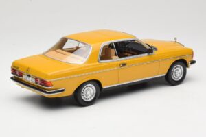 Mercedes 280 CE C123 Sahara Yellow Norev 1:18 183985 Kov – obrázek 2 z 6