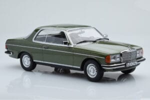 Mercedes 280 CE W123 Coupe Zelený Norev 1:18 183704 Kov – obrázek 4 z 6