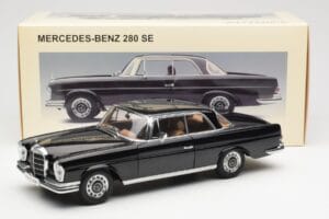 Mercedes 280 SE W111 Coupe Černý AUTOart 1:18 76286 Kov – obrázek 8 z 8
