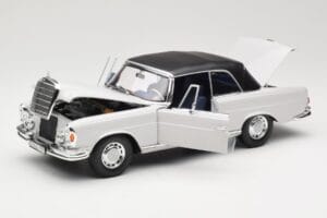 Mercedes 280 SE W111 Kabriolet Světle Šedý Norev 1:18 183530 Kov – obrázek 2 z 8