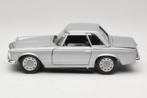 Mercedes 280 SL W113 Berlina Stříbrný Techno Giodi 1:18 F14051030 Kov – obrázek 4 z 8