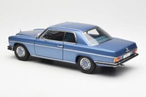 Mercedes 280C/8 W114 Coupe Modrý Metallic AUTOart 1:18 76187 Kov – obrázek 7 z 8