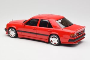 Mercedes 300E W124 6.0 AMG Signal Červený Otto 1:18 OT1104 Pryskyřice – obrázek 5 z 6