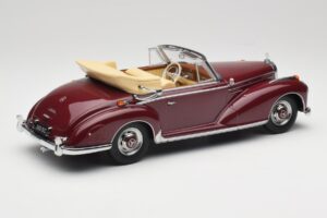 Mercedes 300 SC W188 Kabriolet Tmavě Červený KK-Scale 1:18 KKDC180942 Kov – obrázek 2 z 6
