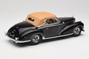 Mercedes 300 SC W188 Kabriolet Softtop Černý KK-Scale 1:18 KKDC180943 Kov – obrázek 2 z 6