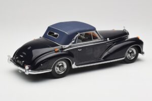 Mercedes 300 SC W188 Kabriolet Softtop Tmavě Modrý KK-Scale 1:18 KKDC180944 Kov – obrázek 2 z 6
