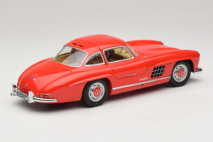 Mercedes 300 SL Gullwing Červený Minichamps 1:18 180039001 Kov – obrázek 3 z 8