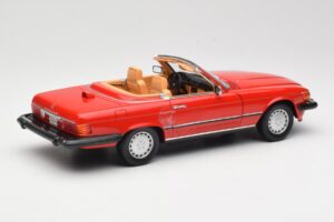 Mercedes 300 SL R107 Červený Norev 1:18 B66040623 Kov – obrázek 3 z 8