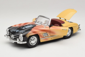 Mercedes 300 SL Roadster Rosemarie Muster Limitovaná Edice 18/27 Bburago 1:18 3023-M1 Kov – obrázek 2 z 8