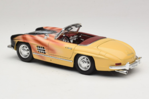 Mercedes 300 SL Roadster Rosemarie Muster Limitovaná Edice 18/27 Bburago 1:18 3023-M1 Kov – obrázek 7 z 8