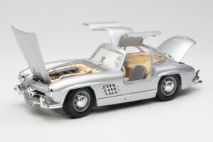 Mercedes 300 SL Stříbrný Bburago 1:18 3013 Kov – obrázek 2 z 8