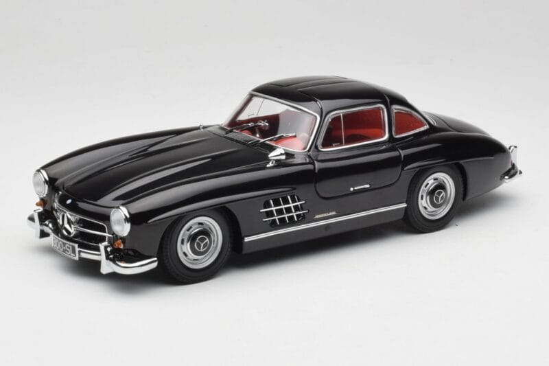 Mercedes 300 SL W198 Černý Minichamps 1:18 180039004 Kov