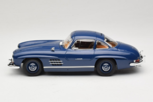 Mercedes 300 SL W198 Modrý Norev 1:18 183852 Kov – obrázek 4 z 8
