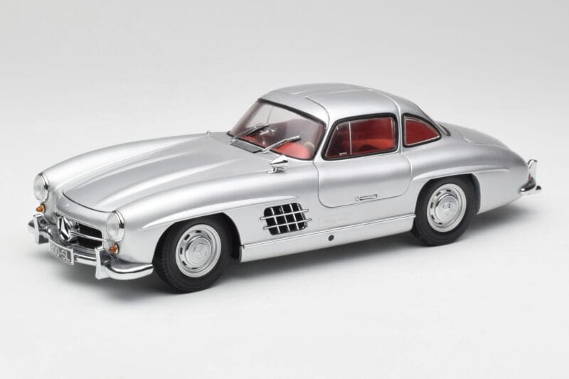Mercedes 300 SL W198 Gullwing Stříbrný Minichamps 1:18 180039000 Kov