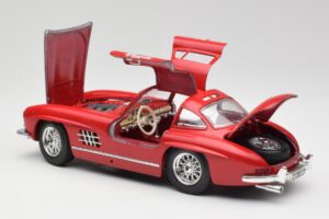 Mercedes 300 SL W198 Red Metallic Bburago 1:18 3013-M1 Kov – obrázek 5 z 8