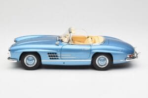 Mercedes 300 SL W198 Roadster Hardtop Light Blue Metallic Minichamps 1:18 180039042 Kov – obrázek 5 z 9