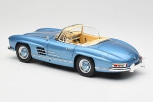 Mercedes 300 SL W198 Roadster Hardtop Light Blue Metallic Minichamps 1:18 180039042 Kov – obrázek 8 z 9