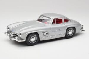 Mercedes 300 SL W198 Gullwing Silver Šedý Bburago 1:18 3513 Kov