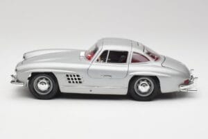 Mercedes 300 SL W198 Gullwing Silver Šedý Bburago 1:18 3513 Kov – obrázek 5 z 8