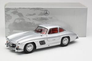 Mercedes 300 SL W198 Gullwing Stříbrný Metalíza Minichamps 1:18 B66040379 Kov – obrázek 8 z 8