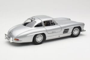 Mercedes 300 SL W198 Gullwing Stříbrný Minichamps 1:18 110037210 Kov – obrázek 3 z 8