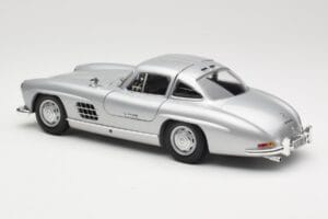 Mercedes 300 SL W198 Gullwing Stříbrný Minichamps 1:18 110037210 Kov – obrázek 7 z 8
