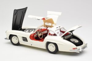 Mercedes 300 SL W198 Bílý Minichamps 1:18 180039006 Kov – obrázek 5 z 8