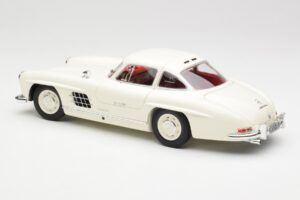 Mercedes 300 SL W198 Bílý Minichamps 1:18 180039006 Kov – obrázek 7 z 8