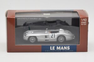 Mercedes 300 SLR #21 K. Kling / A. Simon 24 Hours of Le Mans 1955 Minichamps 1:43 432553021 Kov – obrázek 4 z 4