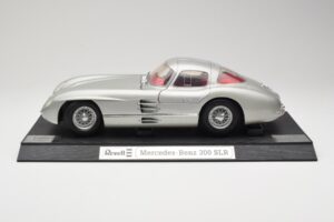 Mercedes 300 SLR Stříbrný Revell 1:12 08851 Kov – obrázek 4 z 8