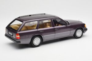 Mercedes 300D S124 T-Model Bornit Edice Dealer Norev 1:18 B66040701 Kov – obrázek 3 z 8