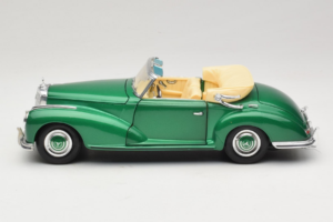 Mercedes 300S Cabriolet Green Metallic Maisto 1:18 52116 Kov – obrázek 4 z 7