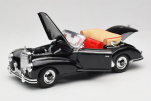 Mercedes 300S W188 Roadster Černý Welly 1:18 801-3271398 Kov – obrázek 2 z 8