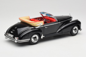 Mercedes 300S W188 Roadster Černý Welly 1:18 801-3271398 Kov – obrázek 3 z 8