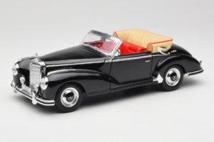 Mercedes 300S W188 Roadster Černý Welly 1:18 801-3271398 Kov