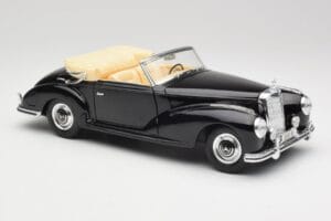 Mercedes 300SC W188 Obsidian Černý Maisto 1:18 806B Kov – obrázek 6 z 8