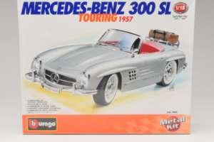 Mercedes 300SL Roadster Stříbrný Bburago 1:18 7043 Kov
