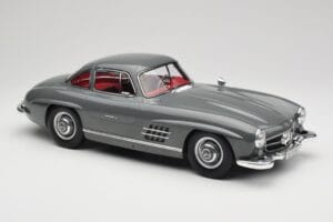 Mercedes 300SL W198 Gullwing Graphite Grey Norev 1:12 123852 Kov – obrázek 4 z 6