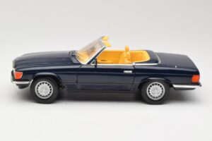Mercedes 350 SL R107 Tmavě Modrý Sun Star 1:18 MB003 Kov – obrázek 4 z 8