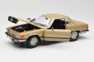Mercedes 350 SL R107 Zlatý Sun Star 1:18 MB004 Kov – obrázek 2 z 8