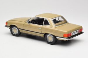 Mercedes 350 SL R107 Zlatý Sun Star 1:18 MB004 Kov – obrázek 7 z 8