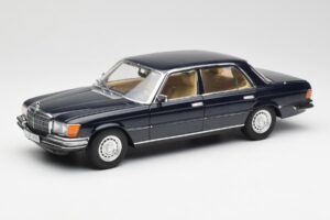 Mercedes 450 SEL 6.9 W116 Tmavě Modrý Revell 1:18 8956 Kov
