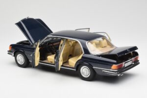 Mercedes 450 SEL 6.9 W116 Tmavě Modrý Revell 1:18 8956 Kov – obrázek 5 z 8