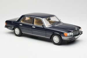 Mercedes 450 SEL 6.9 W116 Tmavě Modrý Revell 1:18 8956 Kov – obrázek 6 z 8